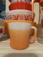 1/Vtg Glamalite Orange Fire King MCM  Rubber Glitter D Handle Glass Mug picture