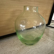 Vtg Hand Blown Monature Bud Green Vase (3”x 2.5”) picture
