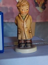 Hummel Figurine Too Shy To Sing#1995 hum#845 In Original Box. picture
