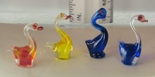 HANDBLOWN MINI SWANS/VINTAGE/LOT 4/MURANO?/One URANIUM GLASS?/EUC picture