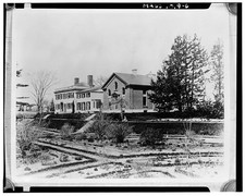 Photo:Cambridge MA Garden House 1867 88 Garden St Historic House picture