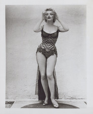 HOLLYWOOD BEAUTY MARILYN MONROE SEDUCTIVE POSE 1960s PORTRAIT VINTAGE PHOTO 538 picture