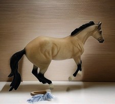 Breyer Dapple Buckskin 2017 Breyerfest Bollywood surprise Latigo Matte 12