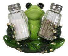 Green Tree Frog Toad Meditating Glass Salt Pepper Shakers Holder Figurine Set picture