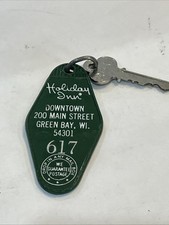 Vintage Holiday Inn Motel Room Key Fob Green Bay, Wisconsin Room 617 w/ Key picture
