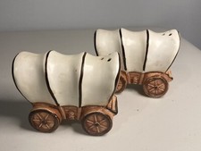 Vintage Covered Wagon Salt And Pepper Shakers Made In Japan - Victoria Ceramics picture