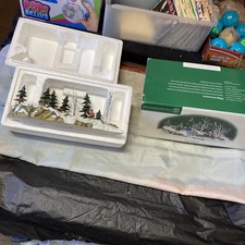 Vintage Department 56 The Trout Stream #56.52834 Christmas Village Accessories picture