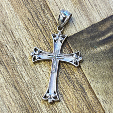 Authentic 14K White Gold Fleur-de-lis Textured Cross Pendant — 1.53g Turkey picture