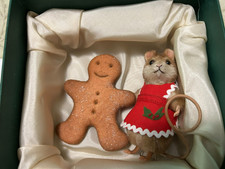 R John Wright Christmas Mouse 