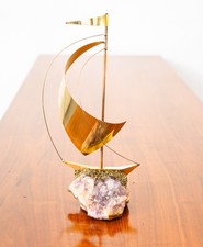 Mid Century Modern Original Art Boat Sculpture Stone Geode Sailboat Vintage Mcm picture
