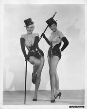Marilyn Monroe + Jane Russell in Gentlemen Prefer Blondes 1953 TYPE I PHOTO MA63 picture