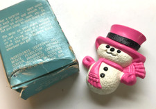 AVON NOS NEW OLD STOCK WEE WILLY WINTER CHILD PIN BOXED picture