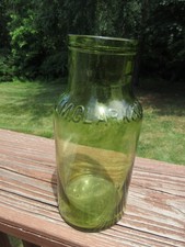 OLIVE YELLOW PRODUCT FRUIT JAR J M CLARK & CO LOUISVILLE KY APPX 1/2 GALLON nice picture