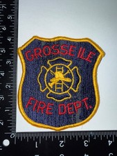 Grosse Ile Michigan MI Fire Department Shoulder Patch Obsolete See Photos picture