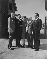 William Hopper as Paul Drake Raymond Burr as Perry Mason Barbara H- Old Photo picture