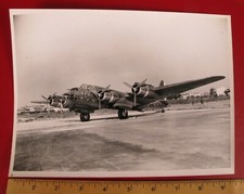 VINTAGE PHOTOGRAPH AIRPLANE BOMBER P108-B ROYAL AIR FORCE ? WWII MILITARY  picture
