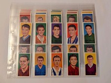 Barratt Famous Footballers (A10 SET 50 CARDS) Complete Set picture