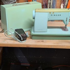 SINGER Featherweight Vintage Original Domestic Sewing Machine, Blue/Green picture