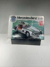 Vintage AMT Mercedes-Benz 300 SL 1:25 Scale Model Kit NOS Open Box picture