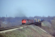 CN 9446 @ LONDON, ONTARIO_APRIL 23, 1974 ORIGINAL TRAIN SLIDE picture