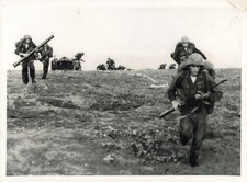 1964 Mindoro Island Seato Soldiers Exercise Ligtas Photo 5x7 picture