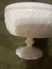 White MILK GLASS White Pedestal Candy Serving Dish 5.5