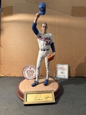 NOLAN RYAN HAND SIGNED LIMITED EDITION COLD CAST FIGURINE W/ COA picture
