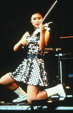 LMP51-105 2000s Violinist Vanessa Mae Lve At Albert Hall Orig 35mm COLOR SLIDE picture