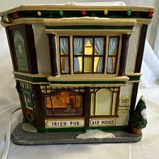 St. Nicholas Square Village Collection Patty's Pub Lighted w/Original Box picture