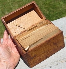 Vintage Grandma's Full Wood Dovetail Box 123 Hand Written Recipe Cards Cursive picture