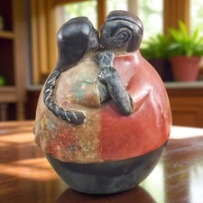 VTG Manuel Adanque Peruvian Chulucanas Peru Clay Folk Art Kissing Couple READ picture