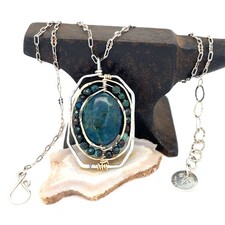 Apatite Cameo Necklace picture