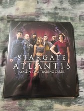Stargate Atlantis S2 Binder with Complete 72 Card Base Set + empty Box & Wrapper picture