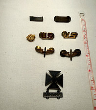 WWII US Military Insignia Pin Lot: Collar Discs, Pilot Wings & PISTOL Badge picture