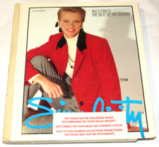 VTG NOV 1986 SIMPLICITY PATTERN CATALOG STORE COUNTER BOOK FALL DISNEY DOLLS picture