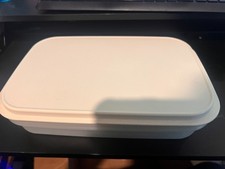 Vintage Tupperware 1705-1 Rectangular Container Beige Floating Lid USA 11.5