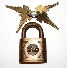 Vintage YALE & TOWNE Brass Padlock Lock w/4 Working Keys, 2-1/8
