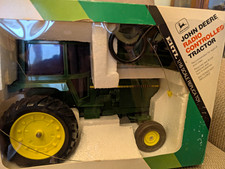John Deere Radio Controlled Tractor 1/16 Scale Ertl Replica Agriculture Toy picture