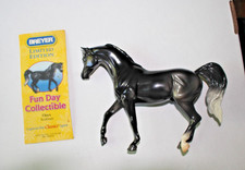 Breyer  classic scale Onyx, fun days LE grey black GLOSSY Arabian  horse mare picture