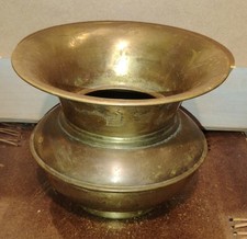 Vintage Brass Spittoon Cuspidor Pot 5” H x 6” Across~ Patina picture