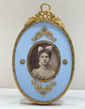 ANTIQUE C1900 PICTURE FRAME (3 3/4 