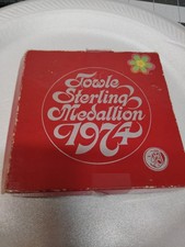 TOWLE SILVER 1974 CHRISTMAS MEDALLION FOUR CALLING BIRDS USED IN BOX picture