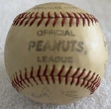 Vintage Wilson Peanuts 