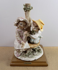 Florence Giuseppe Armani Figurine Gulliver's World First Love Italy picture