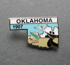 OKLAHOMA STATE 1907 MAP LAPEL PIN BADGE 1 INCH picture