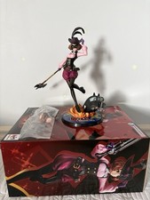 Persona 5 Royal Haru Okumura Noir and Morgana Megahouse Figure picture