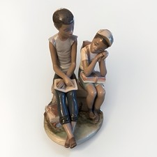 Lladro School Chums #5237 picture