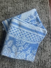 Vintage J.C. Penney Towel Sets 2 OfBlue And White Geometric And flowers picture