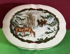 Vintage Heritage House Melodies of Christmas Fine Porcelain Trinket Music Box picture