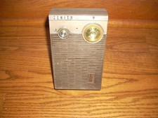 Vintage Zenith Royal  265 Transistor Radio Not Working AS-IS for Parts or Repair picture